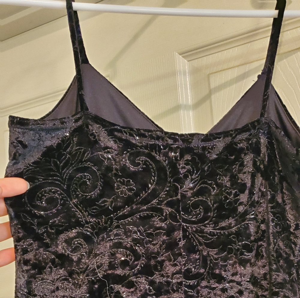 Windsor Velvet Little black dress - Picture 3 of 5